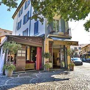 La Place Boutique 3*, Antibes France